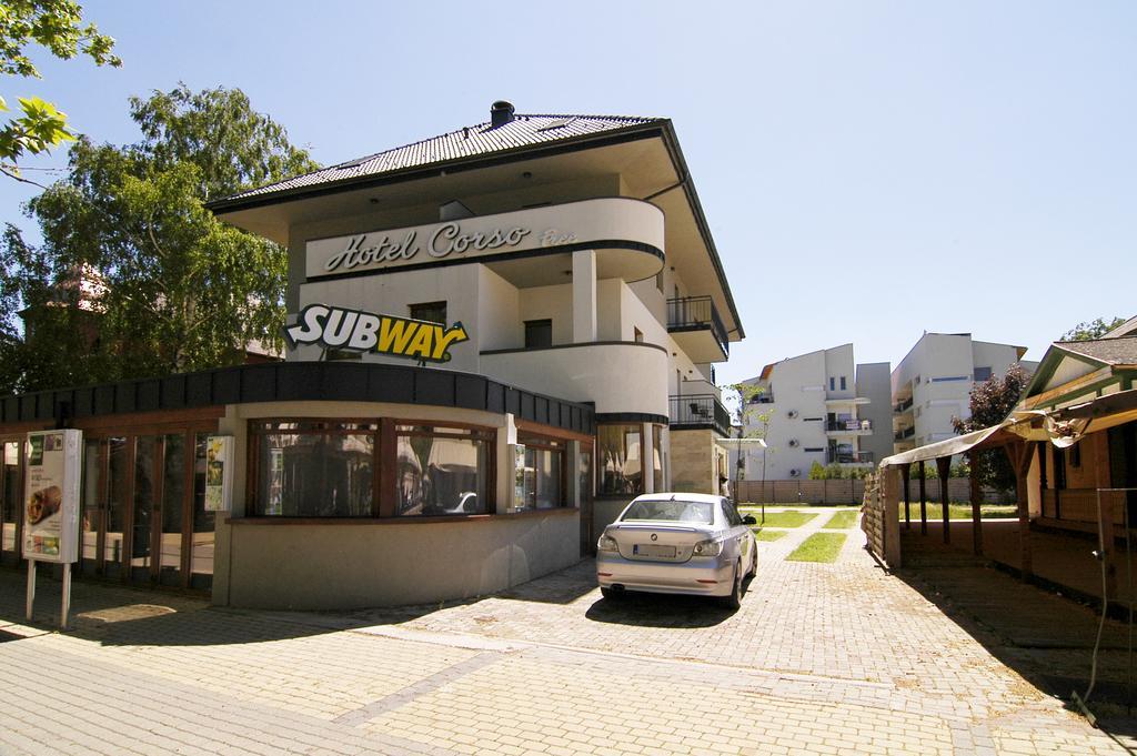 Hotel Corso Шиофок Экстерьер фото