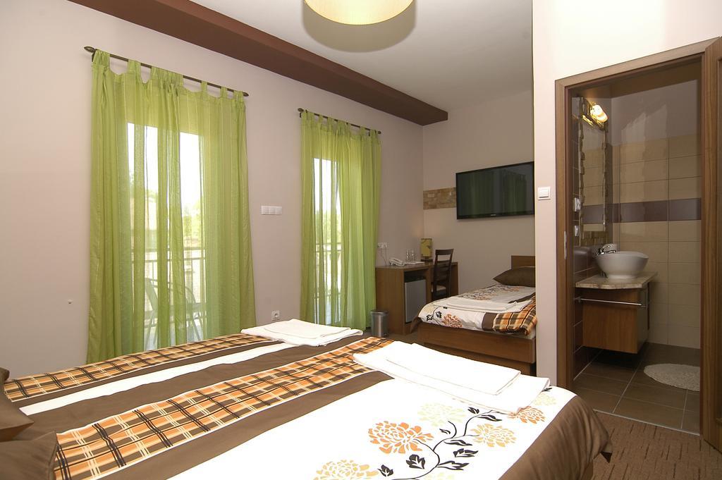 Hotel Corso Шиофок Номер фото