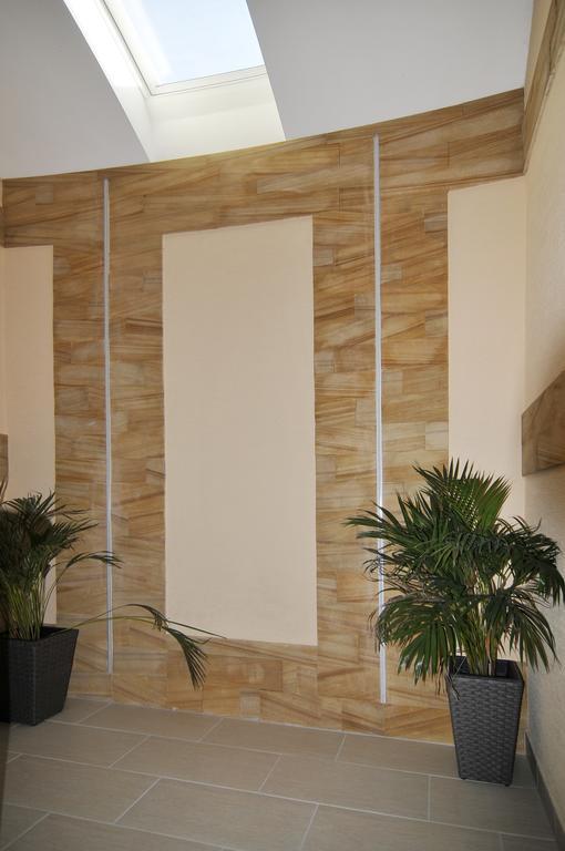 Hotel Corso Шиофок Экстерьер фото