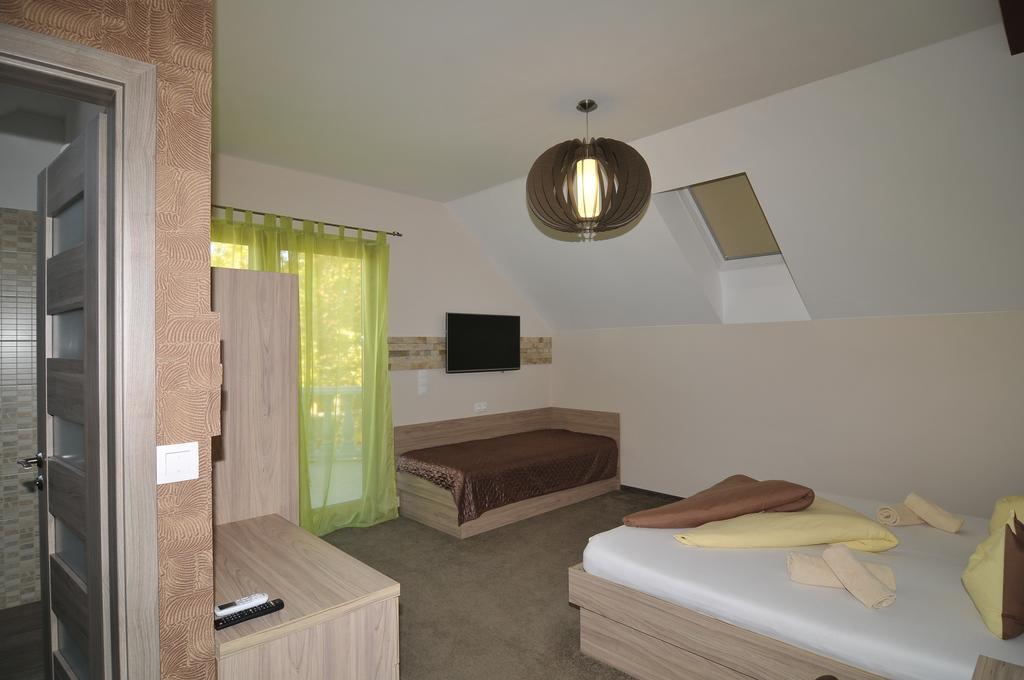 Hotel Corso Шиофок Экстерьер фото